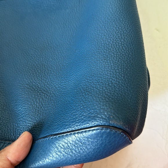 Tory Burch tote - Picture 9 of 16